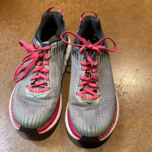 Women’s Hoka One One